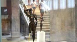 Το Εθνικό Αρχαιολογικό Μουσείο συναντά έναν κρητικό κούρο