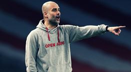 Η ιστορία πίσω από το &#39;Open Arms&#39; hoodie του Pep Guardiola