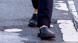 Καλοκαιρινά slippers για trend-setters