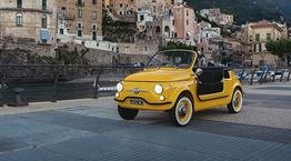 Ο γύρος της Ιταλίας με ένα σπάνιο ηλεκτρικό Fiat 500