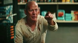 O Bruce Willis είναι ξανά ο John McClane, έστω και για διαφήμιση