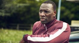 Η ζακέτα του Omar Sy στο Lupin είναι ένα must have κομμάτι