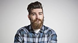 3 αποτελεσματικές συμβουλές για να μεγαλώσεις τα μούσια σου