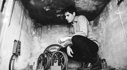 Η ενδιαφέρουσα θεωρία του Λόλεκ για τη μοναξιά