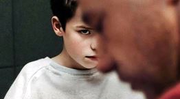 Τι μάθαμε από το Adolescence σχετικά με τους ψηφιακούς κινδύνους για τους εφήβους