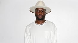 Την γκαρνταρόμπα του Damien Hirst δημοπράτησε ο Virgil Abloh