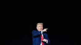 Τα δύο πρόσωπα του Donald Trump στην προεκλογική του εκστρατεία