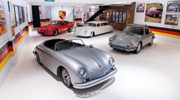 Στον παράδεισο των Porsche