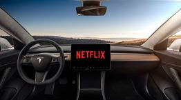 Ο Elon Musk φέρνει το Netflix στα αυτοκίνητα της Tesla