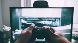 8+2 video games για να λιώσεις