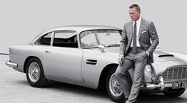 Το γκαράζ του Daniel Craig θυμίζει εκείνο του 007