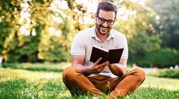 Τα νέα βιβλία που φέρνει η άνοιξη