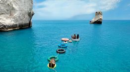 Όταν η Louis Vuitton γοητεύτηκε από την Μήλο