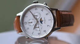 Το Moonphase White της Fromanteel δε θα φύγει ποτέ από τη μόδα