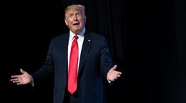 Ο Donald Trump πάντα θα υπερασπίζεται τον John Wayne