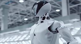 Η XPeng παρουσίασε το πιο εντυπωσιακό ανθρωποειδές ρομπότ με 60 αρθρώσεις