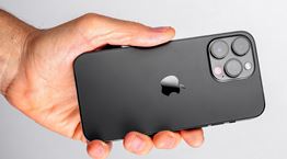 Η μπαταρία του iPhone σου μπορεί να κρατά περισσότερο με το iOS 18