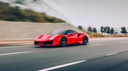 Γιατί τα περισσότερα σπορ αυτοκίνητα είναι κόκκινα