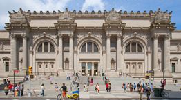 Το Met της Νέας Υόρκης ανοίγει ξανά τις πόρτες του