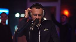 Ο Don Xhoni είναι ο viral βασιλιάς της αλβανικής trap