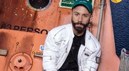 Ο Woodkid θέλει να τον φωνάζουν Yoann