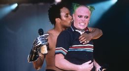 Keith Flint: Το τρομακτικό, επικίνδυνο πρόσωπο των Prodigy