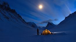 Η άγρια ομορφιά του χειμωνιάτικου camping