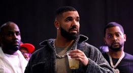 Ο φόρος τιμής του Drake στον Virgil Abloh