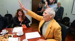 Ο Δημοσθένης Βεργής πήρε κυριολεκτικά μία ψήφο, το Twitter οργιάζει