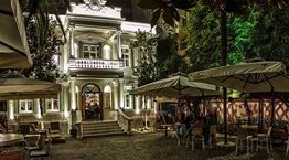 Το Casablanca Social Club έχει γενέθλια