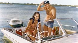 Στιλάτος με μαγιό