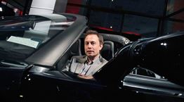 Τα οχήματα της Tesla χωρίς οδηγό προσεχώς στους δρόμους