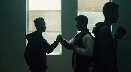 1-800-273-8255, ένα κομμάτι που επιτελεί κοινωνικό έργο