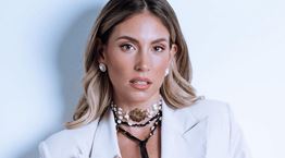 Είχαμε ξεχάσει πόσο μας αρέσει η Αθηνά Οικονομάκου