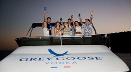 Το λαμπερό yacht party της Grey Goose premium vodka στην Αθηναϊκή Ριβιέρα