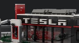 Κάποιος έφτιαξε σταθμό φόρτισης ηλεκτρικών αυτοκινήτων με Lego