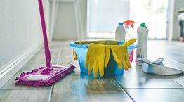 Σύντομος οδηγός για τον σωστό καθαρισμό του σπιτιού
