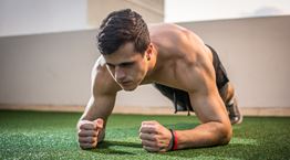 Οι τρεις ασκήσεις που θα δυναμώσουν τον κορμό σου