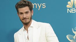 Μετά τη Julia Roberts, (μάλλον) και ο Andrew Garfield στο After the Hunt