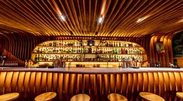 Καλώς ήρθατε στην Βαρκελώνη, τη νέα πρωτεύουσα των μπαρ