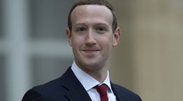 Ένα παλιό email του Mark Zuckerberg ίσως έχει την εξήγηση για το extreme make over του