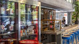 To Walk In ίσως είναι το επόμενο σπουδαίο μπαρ της Αθήνας