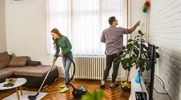 5 πράγματα που μπορείς να κάνεις για τη σκόνη στο σπίτι