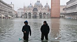 Φωτογραφίες από τις πλημμύρες της Βενετίας