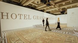 Ταξιδεύοντας στο χρόνο με το Ξενοδοχείο Μεγάλη Βρεταννία