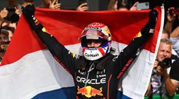 10η φετινή νίκη Max Verstappen στην Ολλανδία