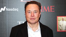 Πώς ο Elon Musk έγινε ο πλουσιότερος όλων των εποχών το 2021