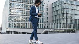 Επιστροφή στο γραφείο με αυτά τα παπούτσια