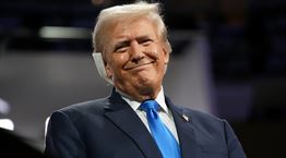 Όταν ο Donald Trump 'έστησε' τη βασίλισσα Ελισάβετ 12 ολόκληρα λεπτά