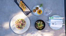 Η απολαυστικά τολμηρή στροφή του Fuga στο Italenese